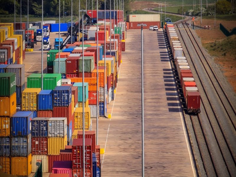 jason-thompson-KMTRh3xcH1A-unsplash